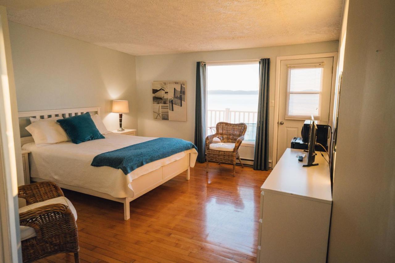 Auberge Sur Mer Notre Dame Du Portage Екстер'єр фото