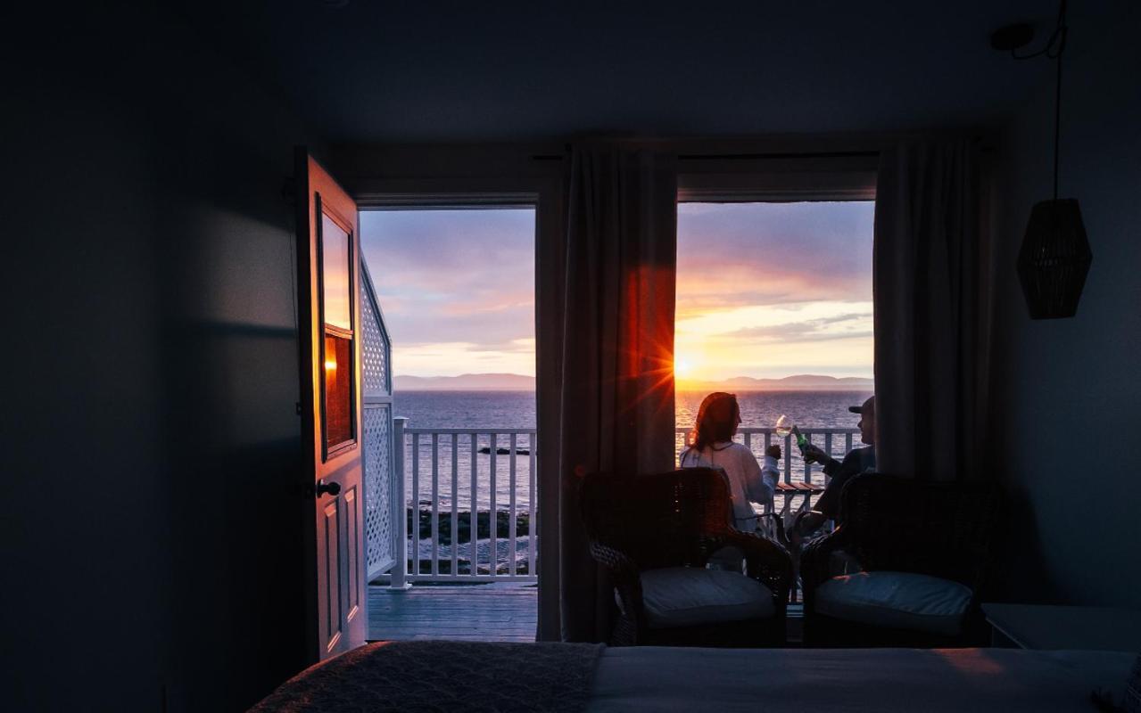Auberge Sur Mer Notre Dame Du Portage Екстер'єр фото